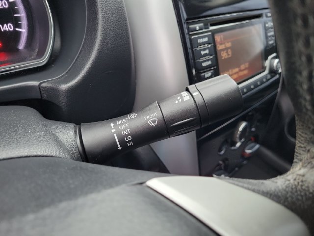 Used 2018 Nissan Versa SV w/ SV Special Edition Package FWD image 26