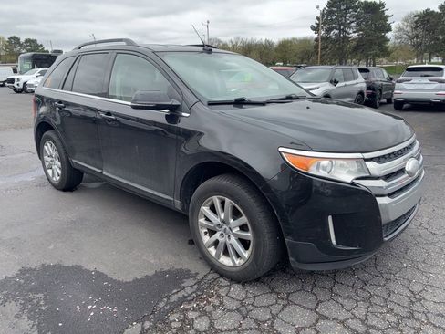 Used 2014 Ford Edge Limited w/ Driver Entry Package AWD/4WD image 3