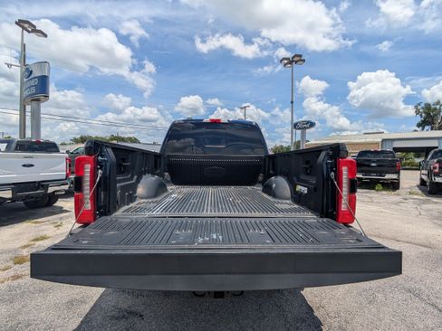 Used 2023 Ford F350 Lariat w/ Chrome Package AWD/4WD image 13