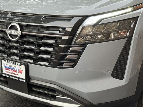 New 2026 Nissan Pathfinder Platinum AWD/4WD image 36