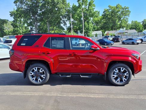 New 2026 Toyota 4Runner TRD Sport Premium w/ Tow Technology Package AWD/4WD image 4