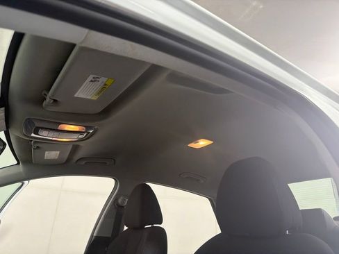 Used 2023 Hyundai Elantra SEL FWD image 18