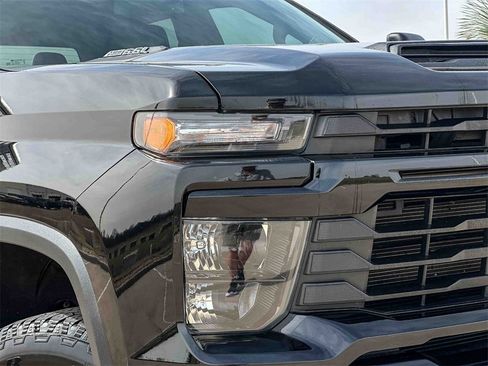 Certified 2024 Chevrolet Silverado 2500 Custom w/ Custom Value Package image 10