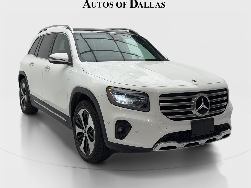 Used 2025 Mercedes-Benz GLB 250 4MATIC image 3