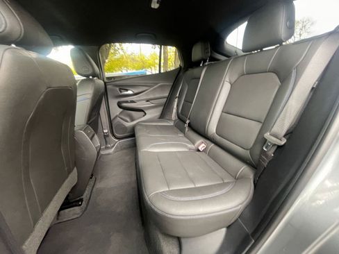 Used 2025 Buick Envista Sport Touring image 20