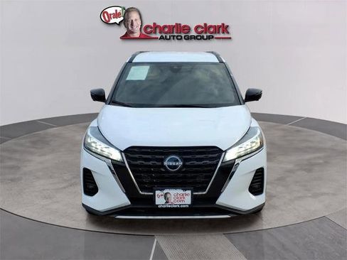 Certified 2024 Nissan Kicks SR w/ SR Premium Package image 8