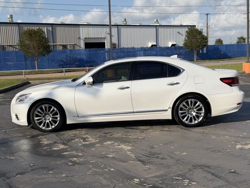 Used 2016 Lexus LS 460 AWD w/ Comfort Package image 11