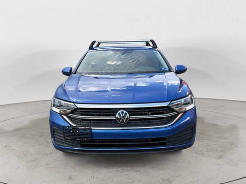 Used 2023 Volkswagen Jetta SE FWD image 8