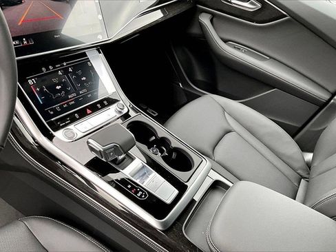 New 2026 Audi Q8 Premium Plus image 23