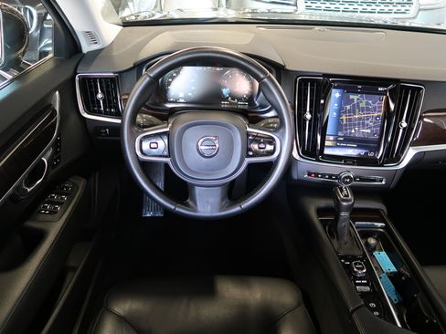 Used 2018 Volvo S90 T6 Momentum AWD/4WD image 15