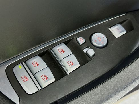 Used 2023 BMW X3 sDrive30i w/ M Sport Package image 18