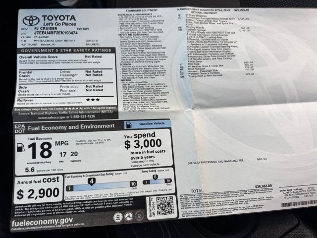 Used 2014 Toyota FJ Cruiser 4WD w/ Upgrade Package image 17