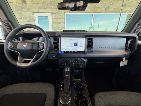 New 2026 Ford Bronco 4-Door AWD/4WD image 25