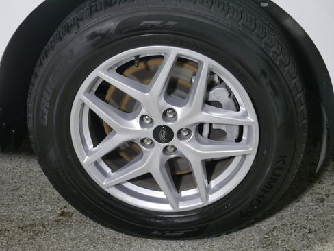 Used 2024 Ford Edge SEL image 15