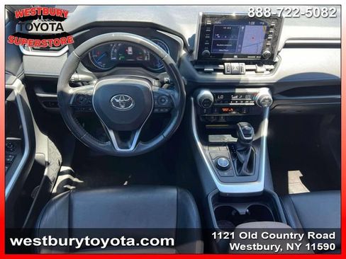 Used 2020 Toyota RAV4 XSE AWD/4WD image 16