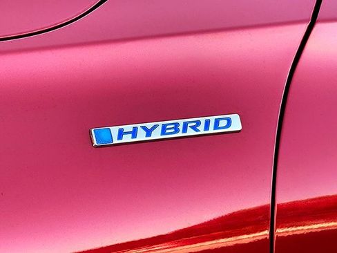 Used 2022 Honda Accord Hybrid image 31