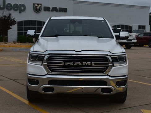 Used 2023 RAM 1500 Laramie AWD/4WD image 2