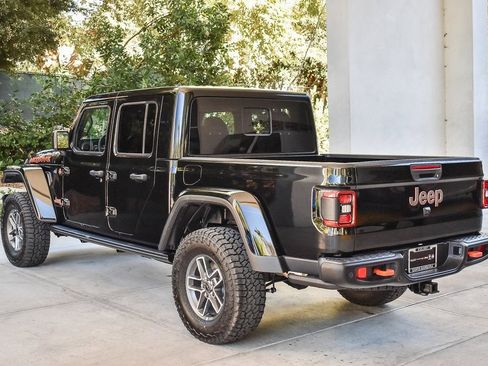 New 2026 Jeep Gladiator Mojave image 4