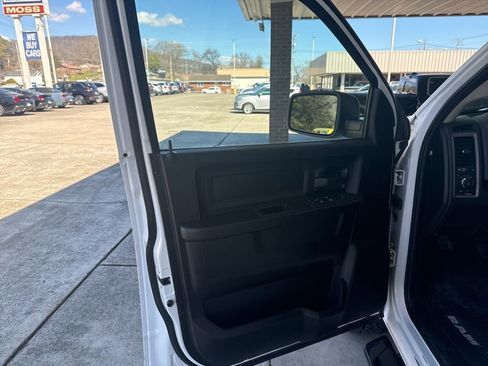 Used 2019 RAM 1500 Express w/ Express Value Package image 14