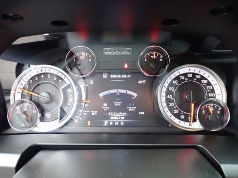 Certified 2022 RAM 1500 Classic Warlock w/ Electronics Group image 26