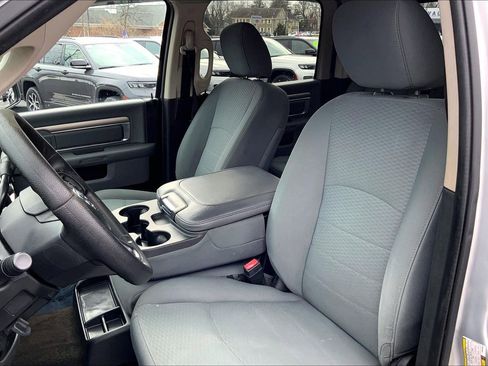 Used 2017 RAM 2500 SLT image 8