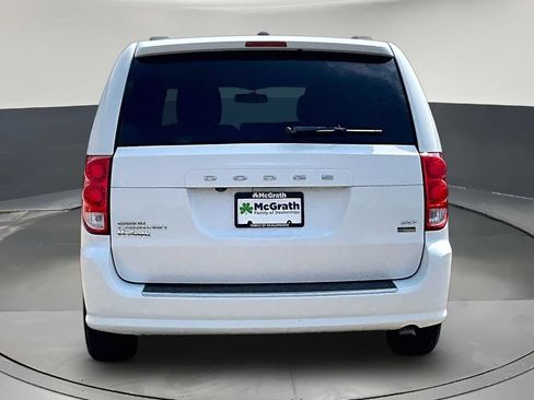 Used 2017 Dodge Grand Caravan SXT FWD image 6