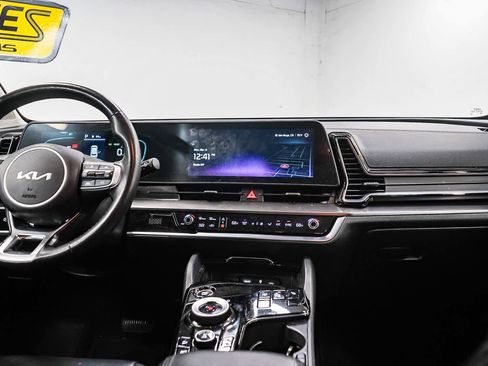 Used 2023 Kia Sportage EX image 13