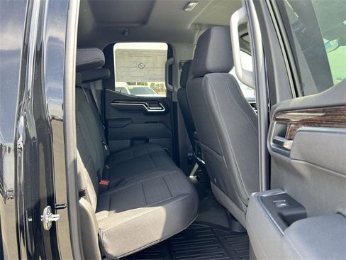 New 2026 GMC Sierra 1500 Elevation w/ LPO, Elevation Black Package image 30