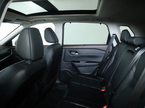 Certified 2023 Nissan Rogue SV w/ SV Premium B Package AWD/4WD image 15