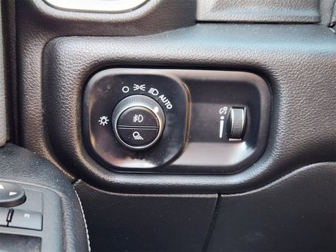 Certified 2022 RAM 2500 Big Horn w/ Cold Weather Group image 32