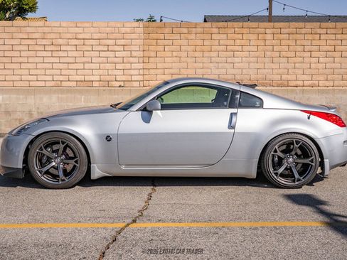 Used 2006 Nissan 350Z Coupe w/ (N93) Cargo Convenience Pkg RWD image 3
