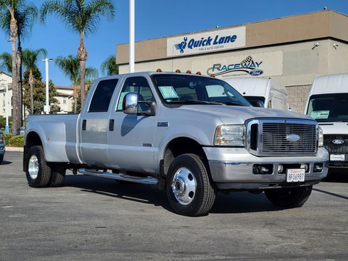 Used 2007 Ford F350 Lariat AWD/4WD image 1