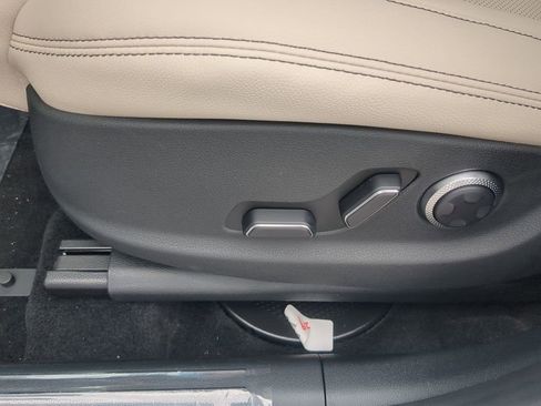 New 2026 Genesis GV70 2.5T image 19