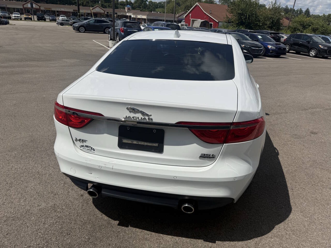 Used 2017 Jaguar XF Prestige AWD/4WD image 9