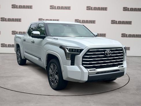Used 2025 Toyota Tundra Capstone AWD/4WD image 7