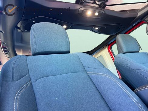 Certified 2025 Jeep Wrangler Unlimited Sahara image 18