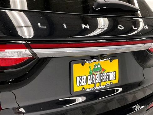Used 2023 Lincoln Corsair Reserve w/ Equipment Group 201A AWD/4WD image 9