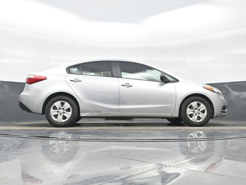 Used 2014 Kia Forte LX image 26