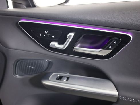 Used 2026 Mercedes-Benz GLC 300 4MATIC image 51