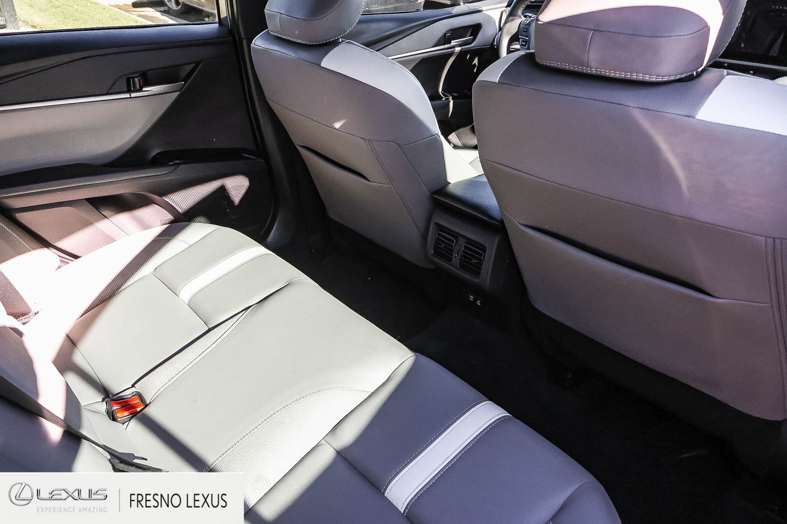 Used 2025 Toyota Camry SE w/ Multimedia Upgrade Package FWD image 13
