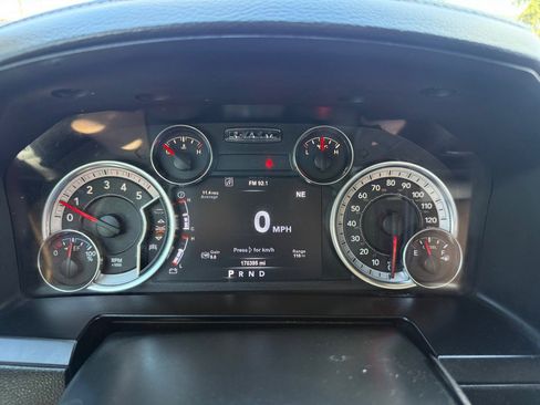 Used 2018 RAM 2500 Laramie w/ Convenience Group image 33