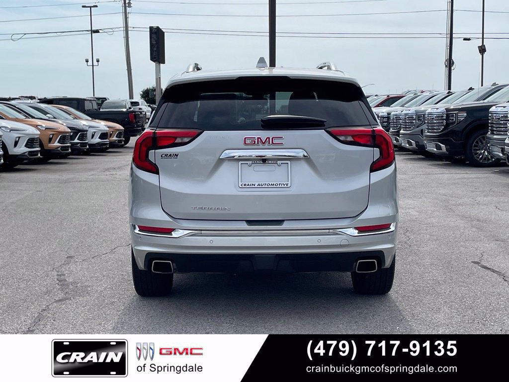 Used 2018 GMC Terrain Denali w/ Advanced Safety Package FWD image 6