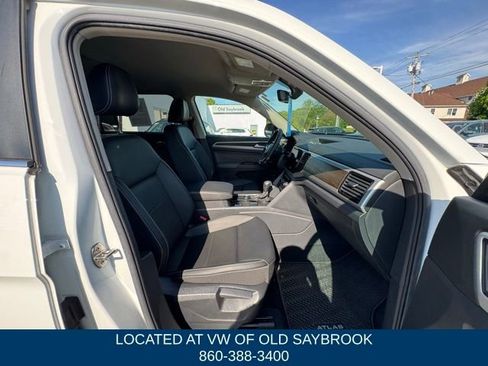Used 2023 Volkswagen Atlas SE w/ Black Wheel Package AWD/4WD image 28