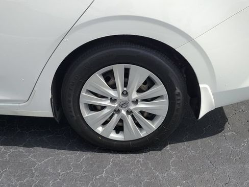 Used 2024 Nissan Sentra S FWD image 7