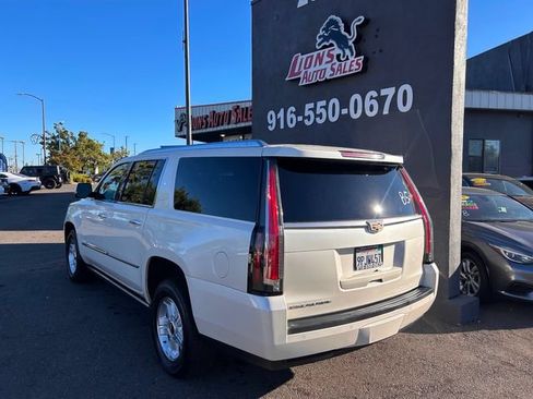 Used 2015 Cadillac Escalade ESV Premium RWD image 7