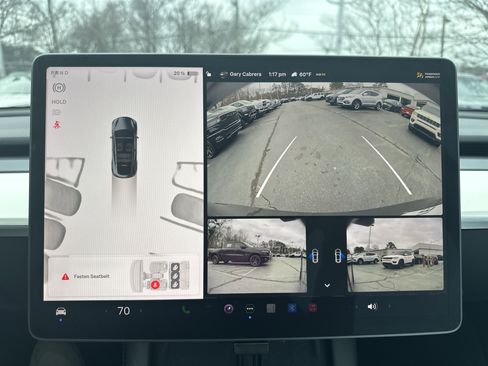 Used 2023 Tesla Model Y Performance image 29