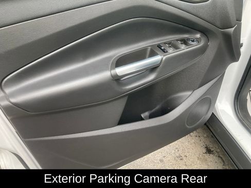 Used 2018 Ford Escape SE image 13