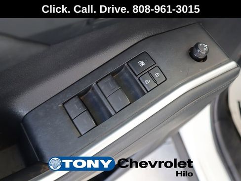 Used 2021 Toyota Highlander XLE image 10