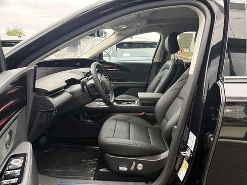 New 2026 Lincoln Nautilus Reserve w/ Jet Appearance Package image 5