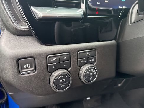 New 2026 Chevrolet Silverado 1500 RST w/ Dark Appearance Package image 24